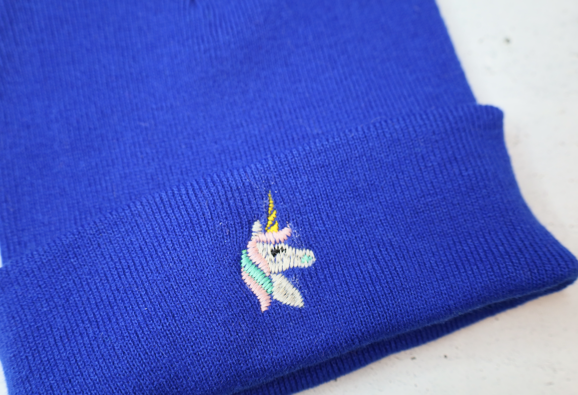 Beanie "Einhorn royalblau"