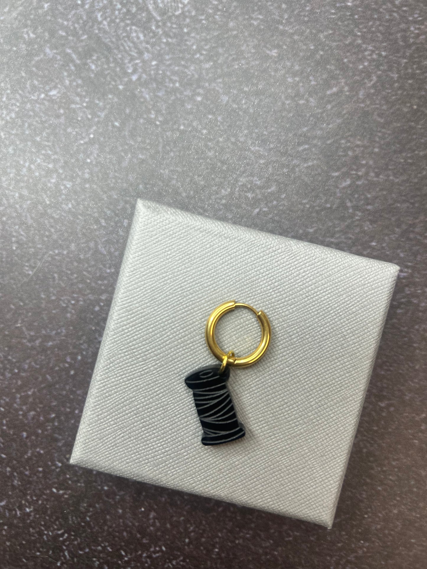 Creole / Ohrring "Garnrolle" gold - verschiedene Farben verfügbar