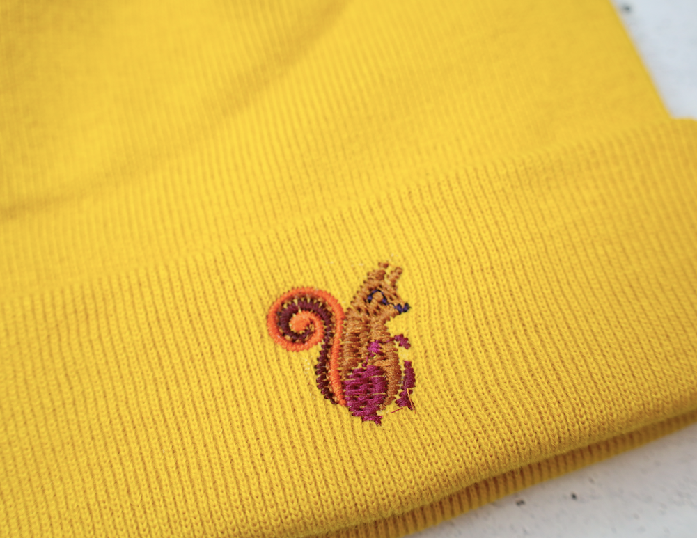 Beanie "Eichhörnchen Senf"
