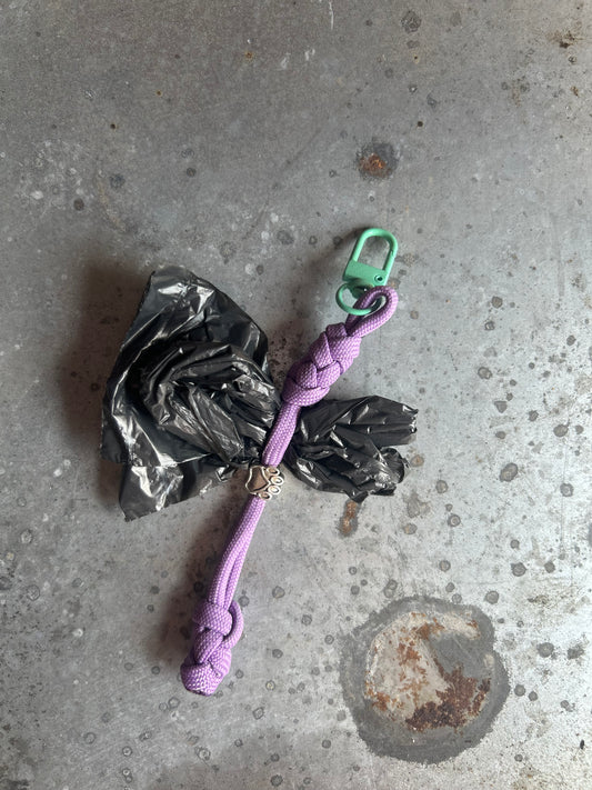 Hundetütenhalter Paracord Flieder