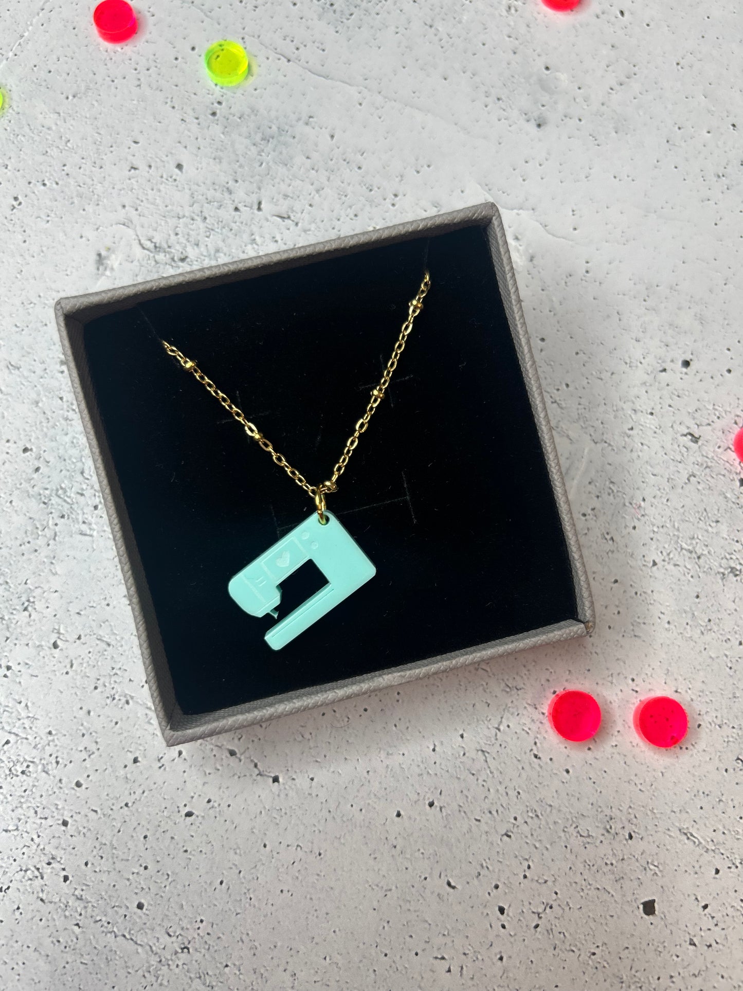 Statement Kette "Nähmaschine" gold - verschiedene Farben verfügbar