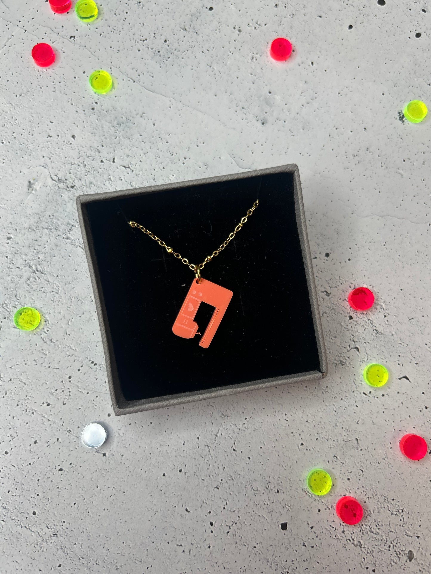 Statement Kette "Nähmaschine" gold - verschiedene Farben verfügbar