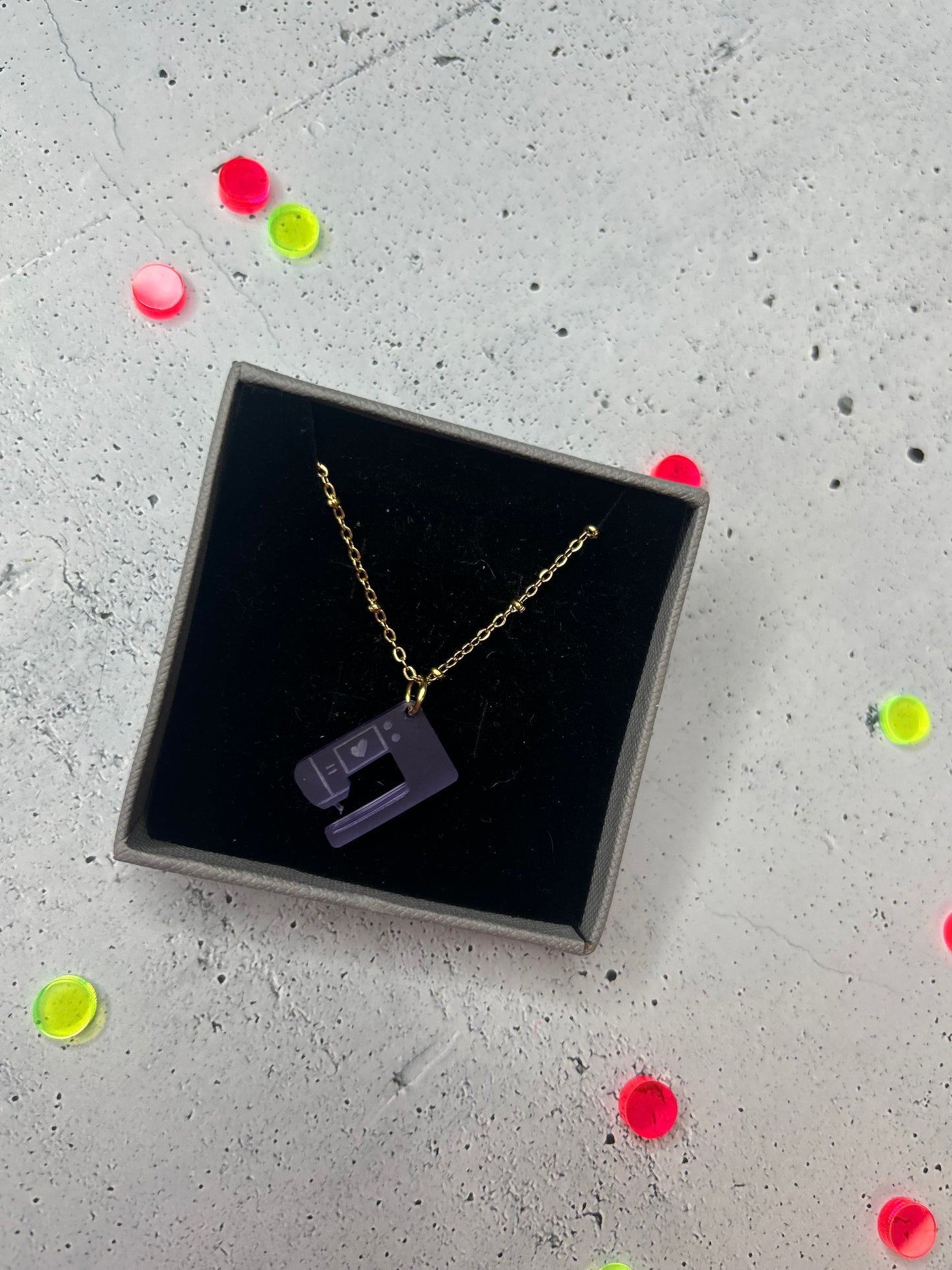 Statement Kette "Nähmaschine" gold - verschiedene Farben verfügbar