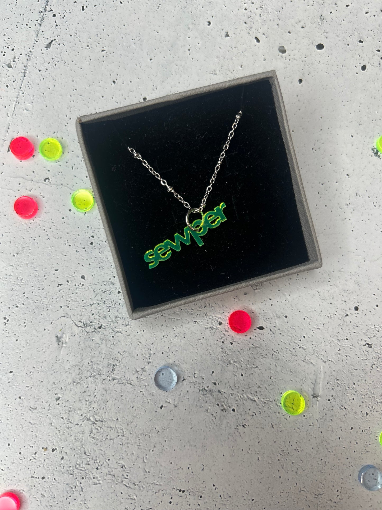 Statement Kette "sewper" silber - verschiedene Farben verfügbar