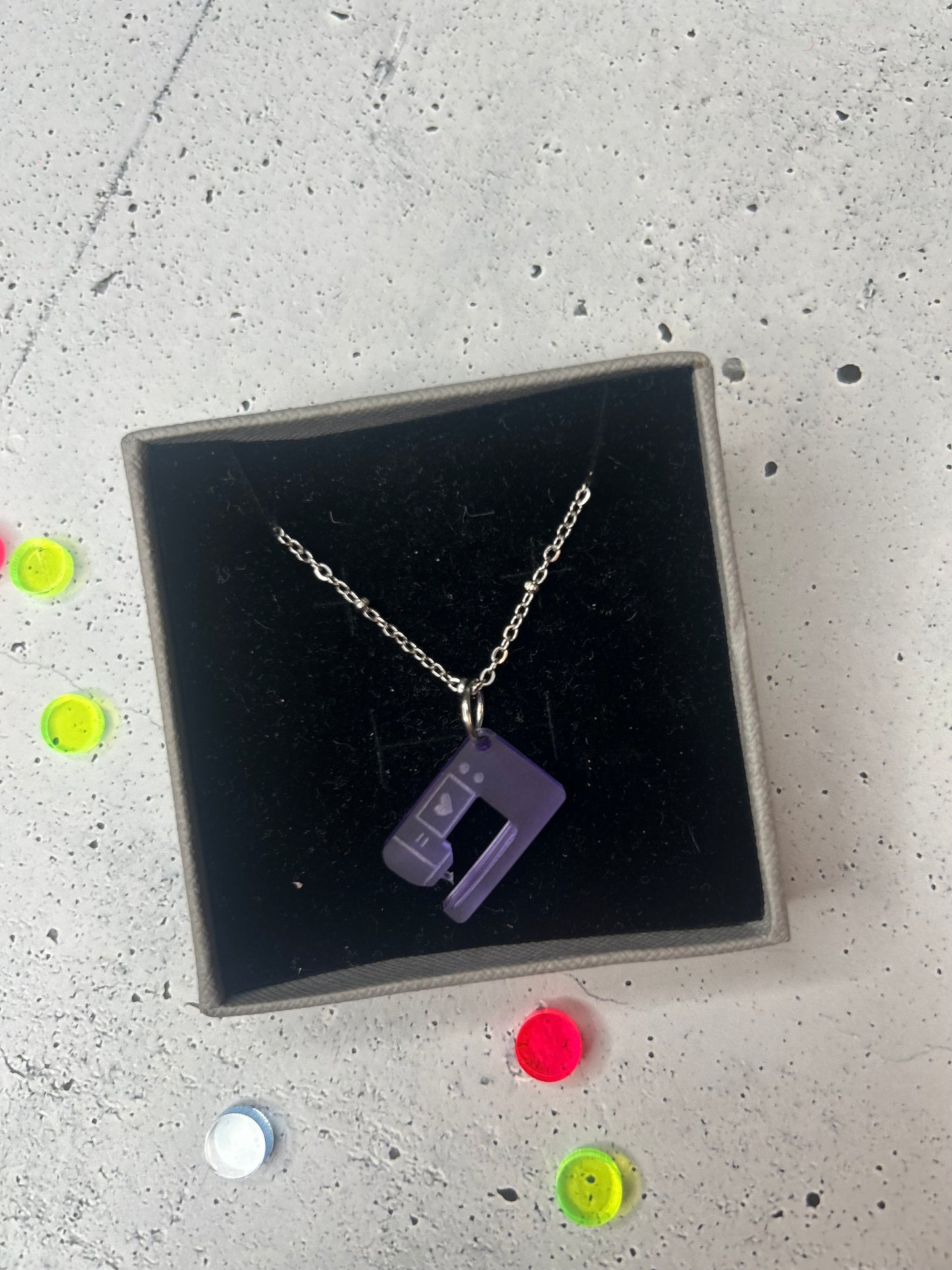 Statement Kette "Nähmaschine" silber - verschiedene Farben verfügbar
